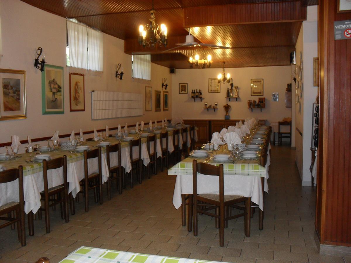 Al Caminetto Hotel Aosta Buitenkant foto