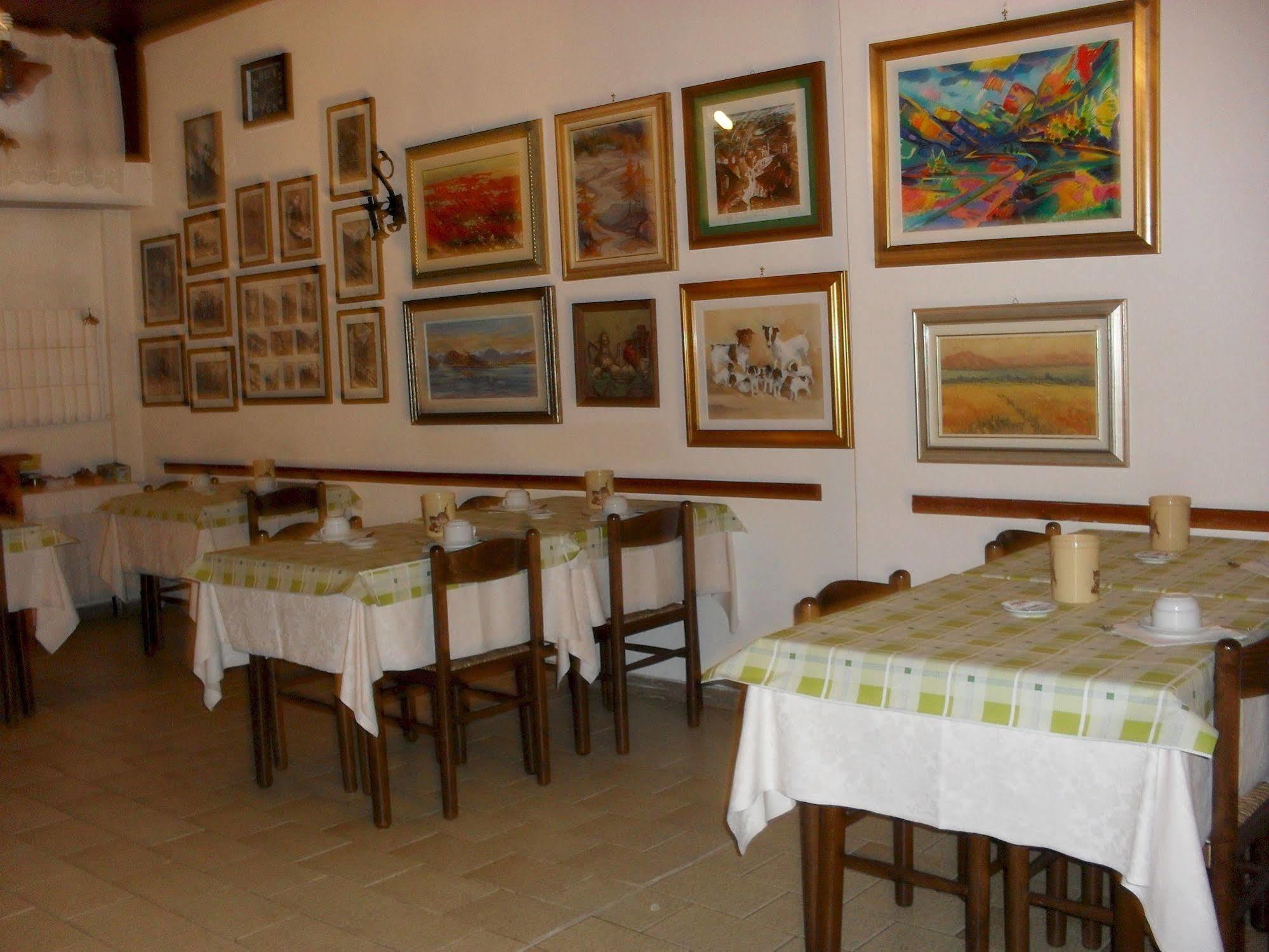 Al Caminetto Hotel Aosta Buitenkant foto
