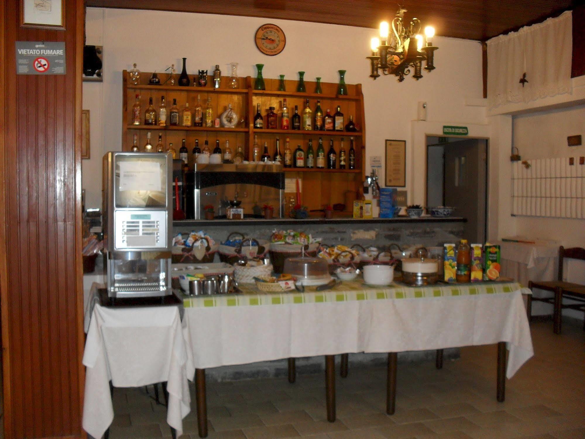 Al Caminetto Hotel Aosta Buitenkant foto